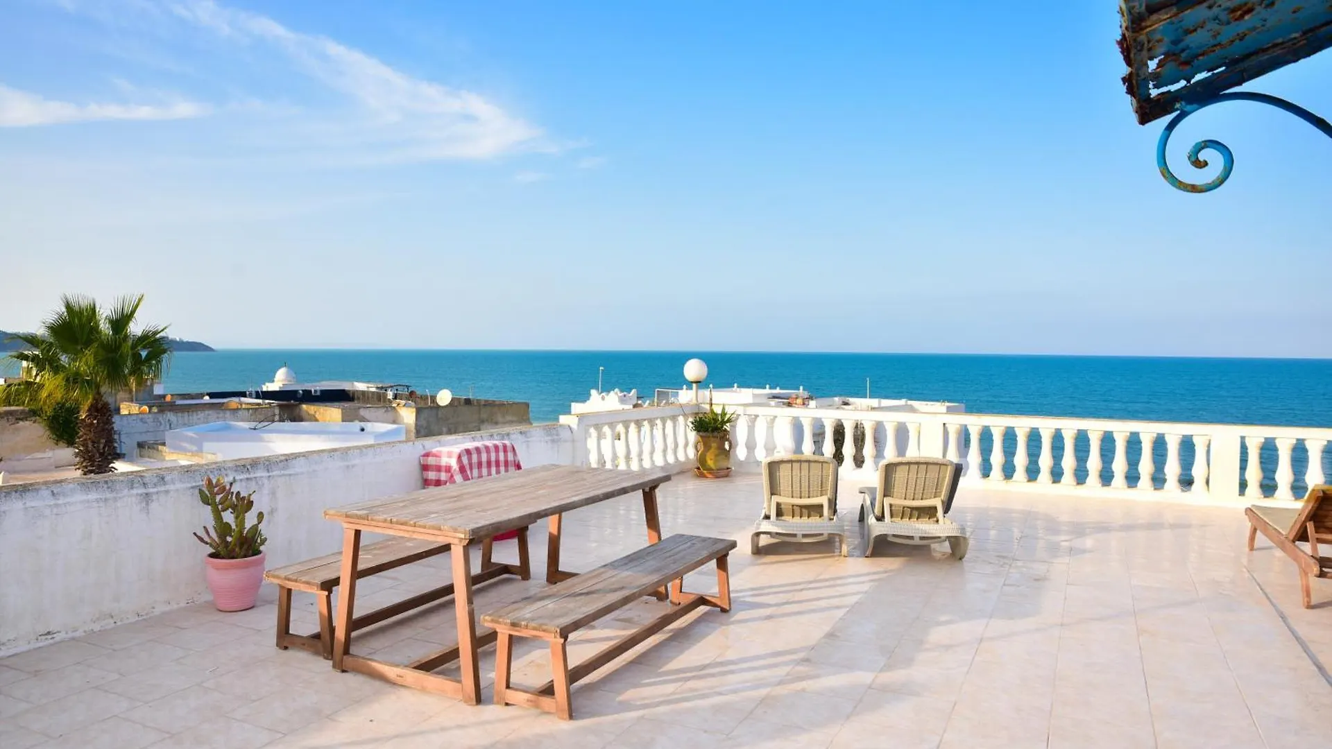 Apartment Elegant Appartement A La Marsa Avec Vue Sur Mer Et Une Grande Terrasse Privee Tunis Tunisia