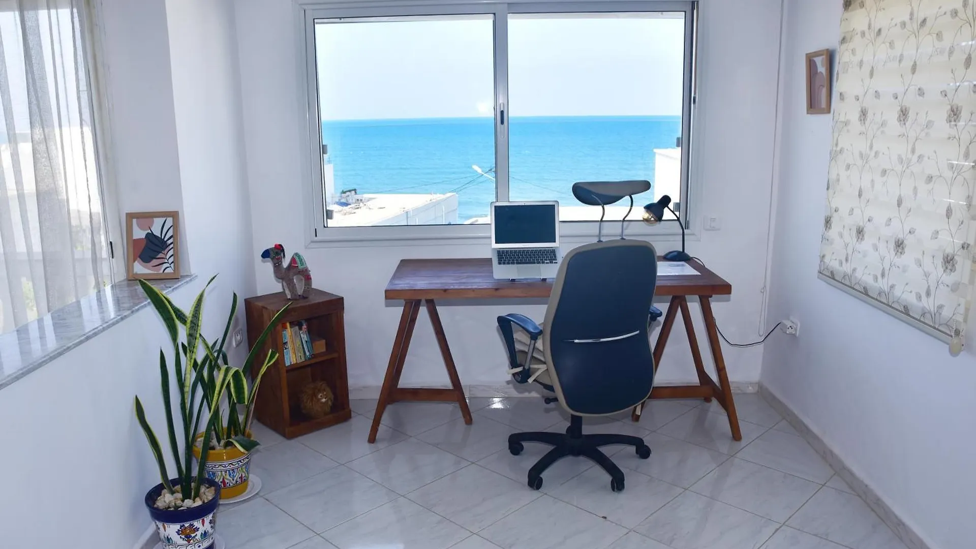 Lejlighed Elegant Appartement A La Marsa Avec Vue Sur Mer Et Une Grande Terrasse Privee Tunis Tunesien